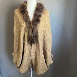 Freeway Elegant Tan Sweater with Faux Fur Trim